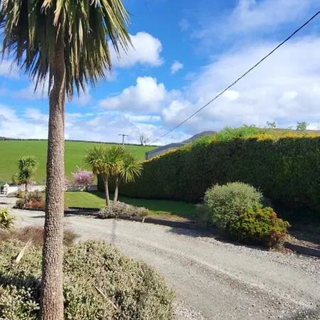 Holiday home Cosy Family Burnfoot